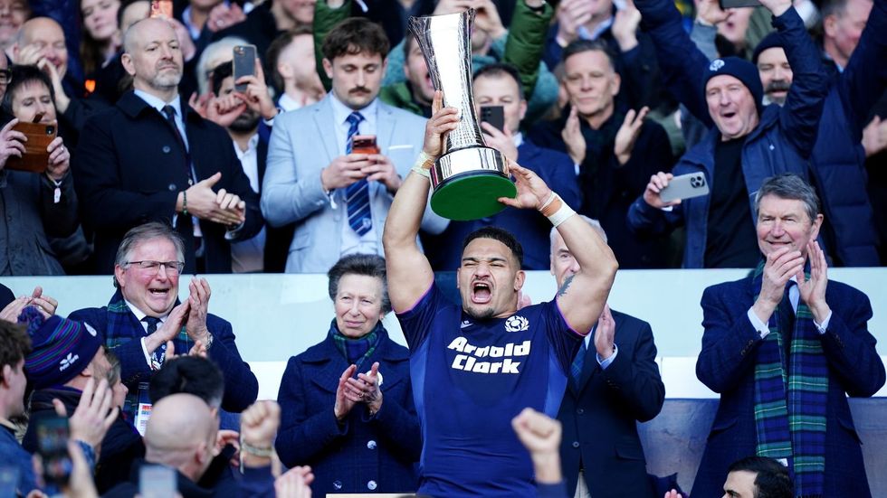 Princess Anne, Sione Tuipulotu