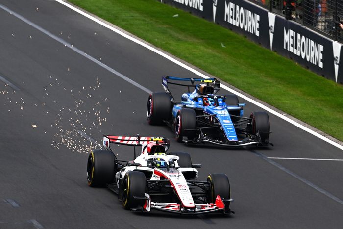 Oliver Bearman, Haas F1 Team, Carlos Sainz, Williams