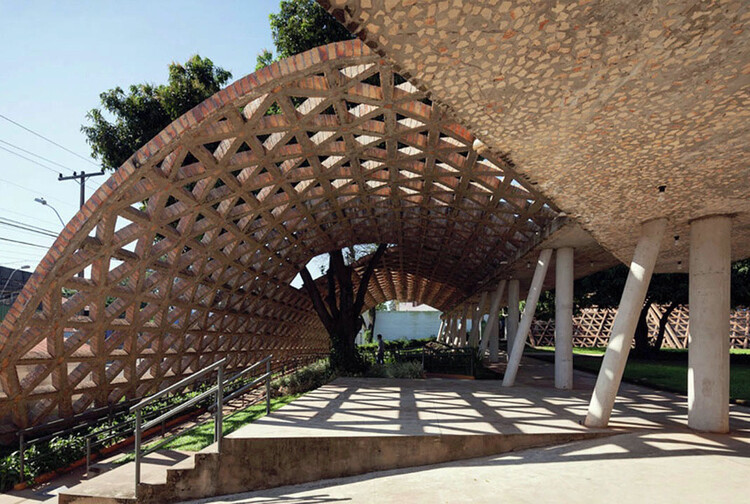 Legacy in Matter: Material Traditions in South American Architecture - Image 16 of 17