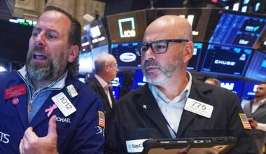 Wall Street seesaws, Oil below $US100; ASX set to jump