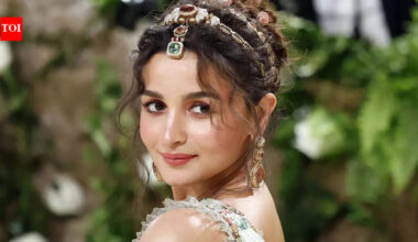 Bollywood stars with foreign citizenship