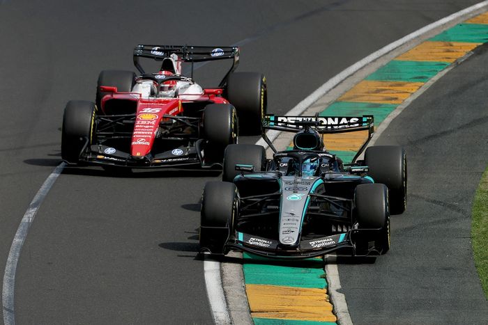 Charles Leclerc, Ferrari, George Russell, Mercedes