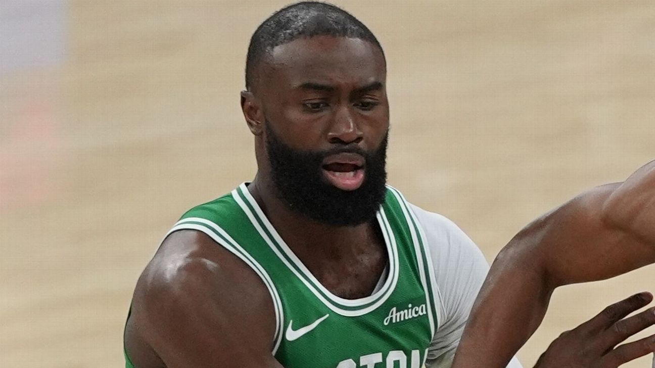 Celtics' Jaylen Brown ejected in 2nd quarter at Spurs