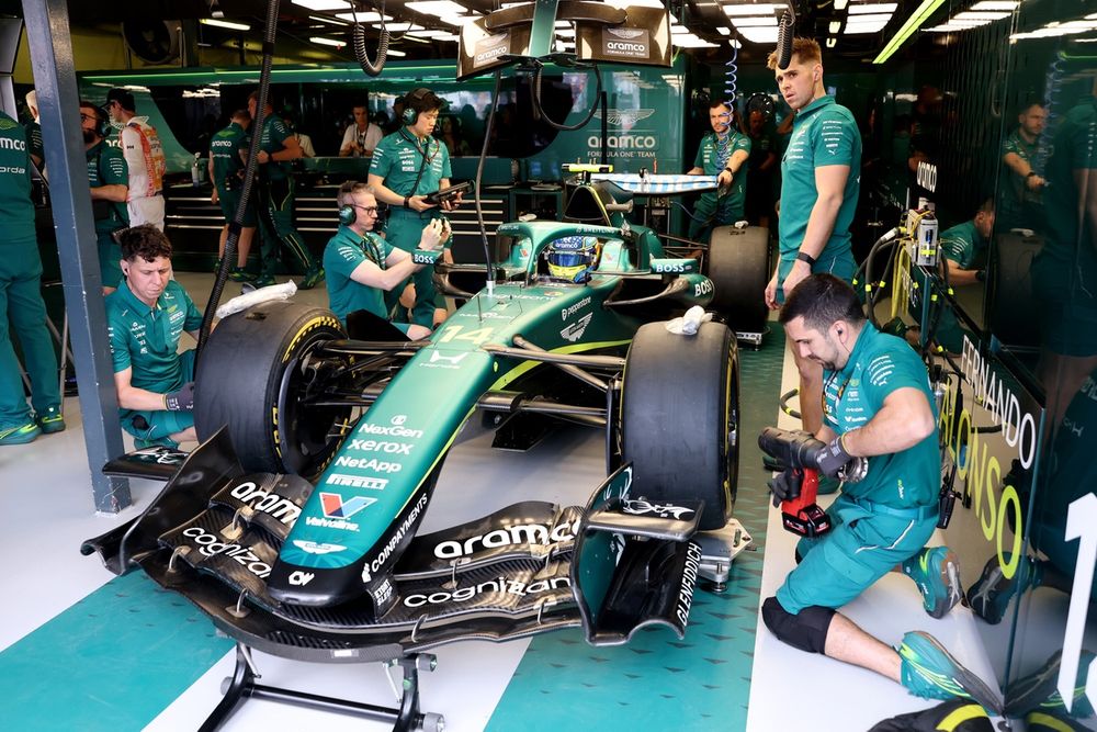 Fernando Alonso, Aston Martin Racing