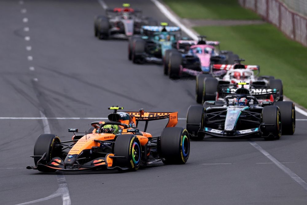 Lando Norris, McLaren, Andrea Kimi Antonelli, Mercedes