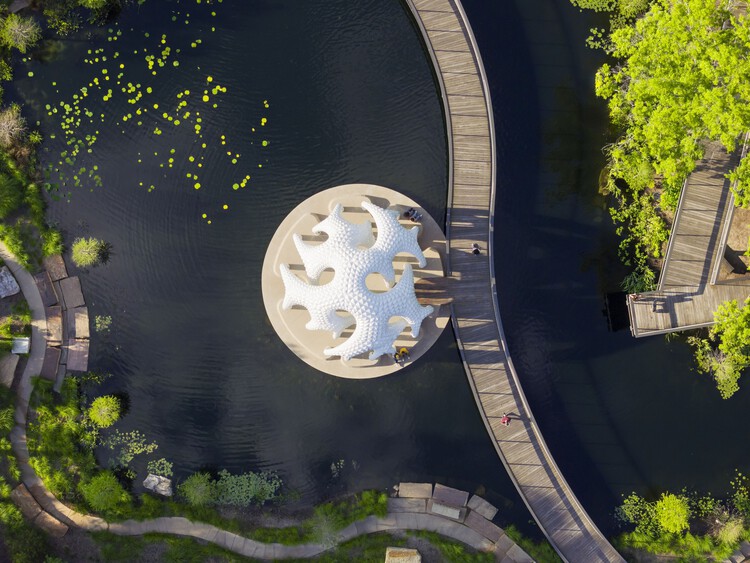 L’Ile Folie / MARC FORNES + THEVERYMANY - Image 2 of 23