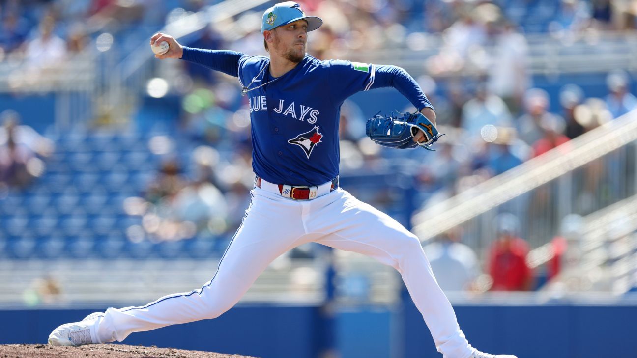 U.S. replaces Clayton Kershaw with Jeff Hoffman for WBC semis