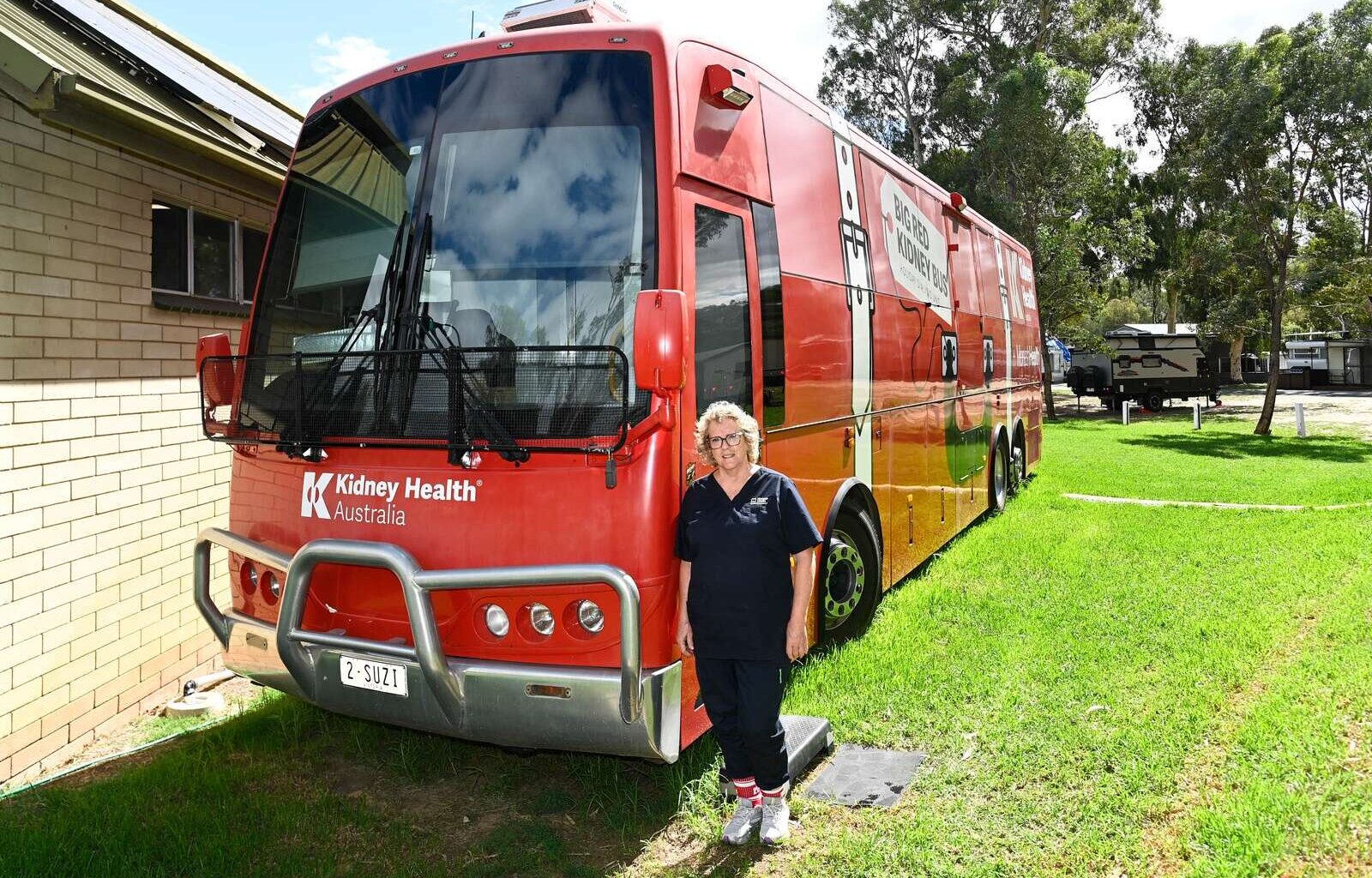 Big Red Kidney Bus brings lifesaving dialysis to Echuca tourists
