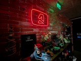 Low-light samples, ultrawide camera (0.5x) - 14mm, f/2.2, ISO 220, 1/10s (4000x3000px) - Google Pixel 10a review