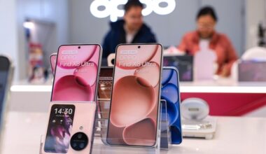 Memory Chip Surge Forces Chinese Smartphone Makers to Raise Prices