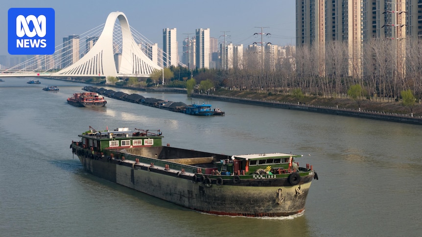 China unveils next round of green energy ambitions in five-year plan