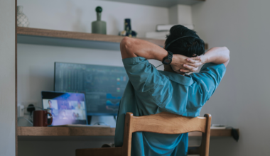 Aussie IT worker loses job and legal battle after being caught logging on for just 10 minutes a day