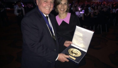 F1 news: Collector duped by replica F1 trophy