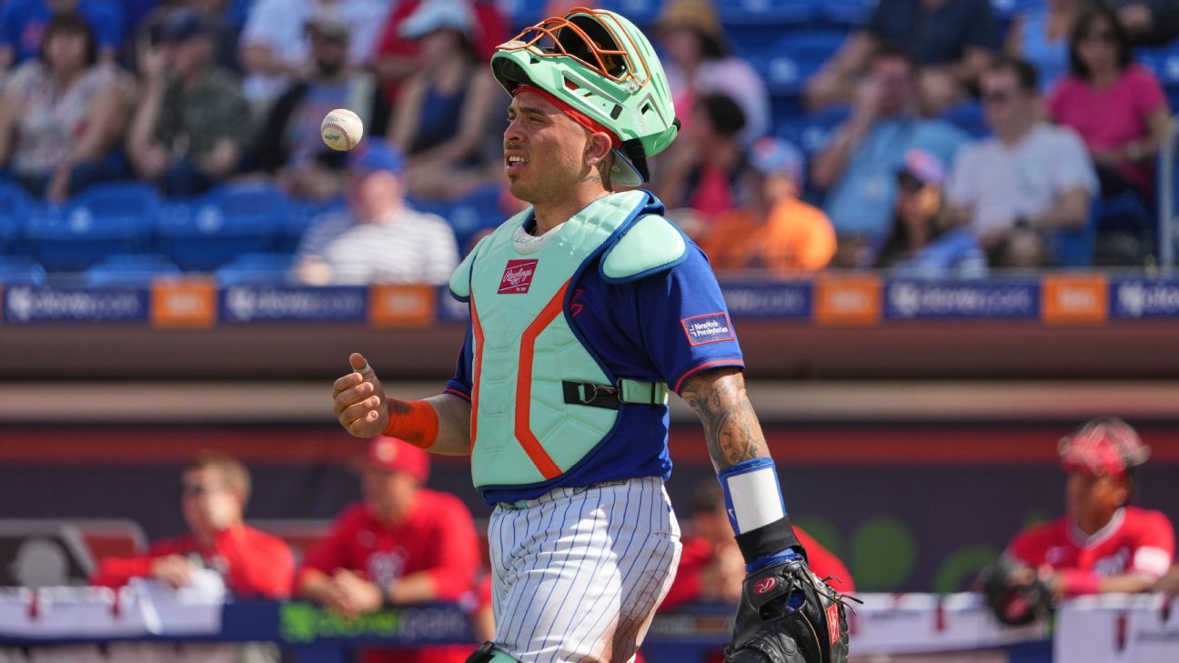 Mets experiment with dugout relaying pitch calls to catcher