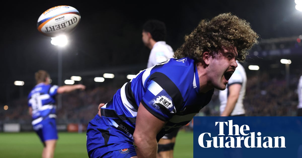 Champions Bath blow away Saracens in nine-try rout to reclaim top spot | Prem Rugby