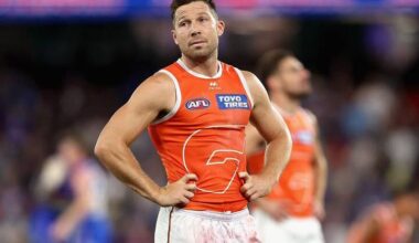 The Giants are having to wait to put the Bulldogs game behind them, due to lightning in Sydney. Photo: Rob Prezioso/AAP PHOTOS
