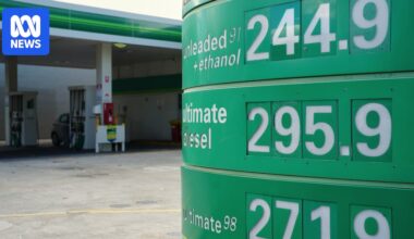 Canberrans encouraged to consider alternate transport options amid fuel price hike