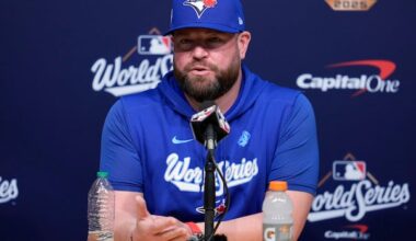 Toronto Blue Jays extend contracts of GM Atkins, manager Schneider