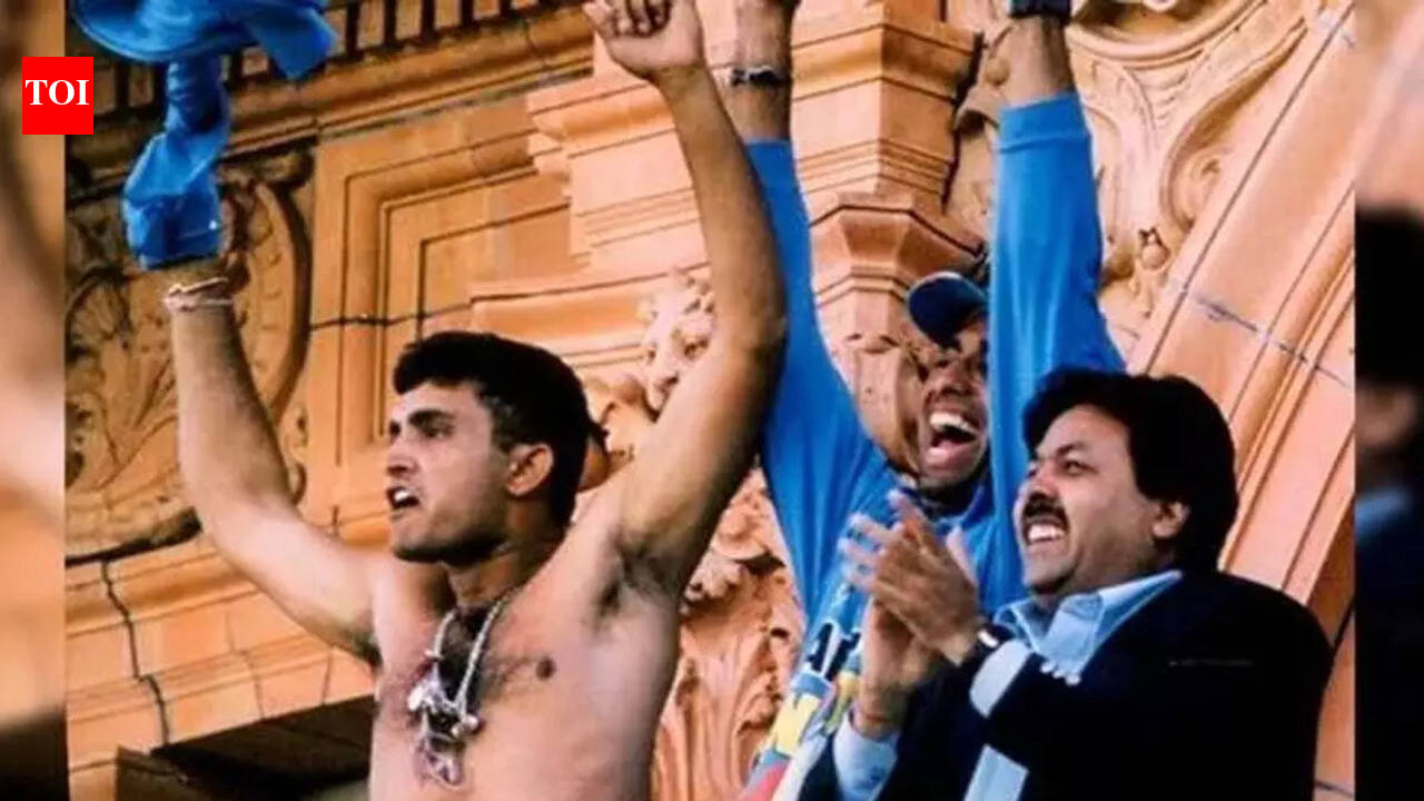 When Sachin said no but Dada said, ‘Let’s go’ - The story of Lord’s T-shirt celebration | Cricket News