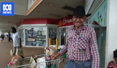 Ex-Cyclone Narelle leaves Katherine anxiously awaiting second flood this month