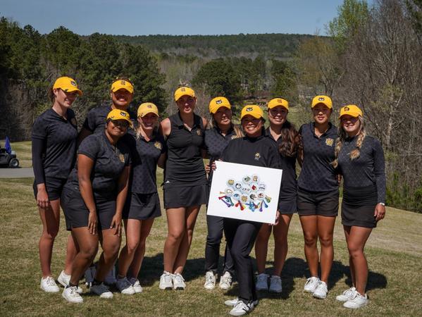 Silva Ties Second; Three Top-15 Finishers Give Owls Second Place at Bentwater Collegiate