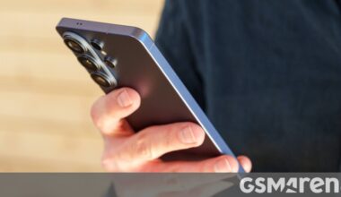 New Samsung Galaxy S26 Ultra teardown praises how easy it is to replace the battery