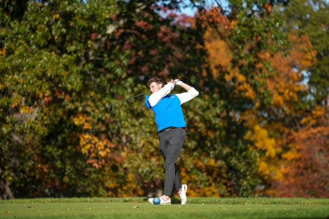Clarke Leads Hofstra Through The First Round Of The Battle At Rum Pointe