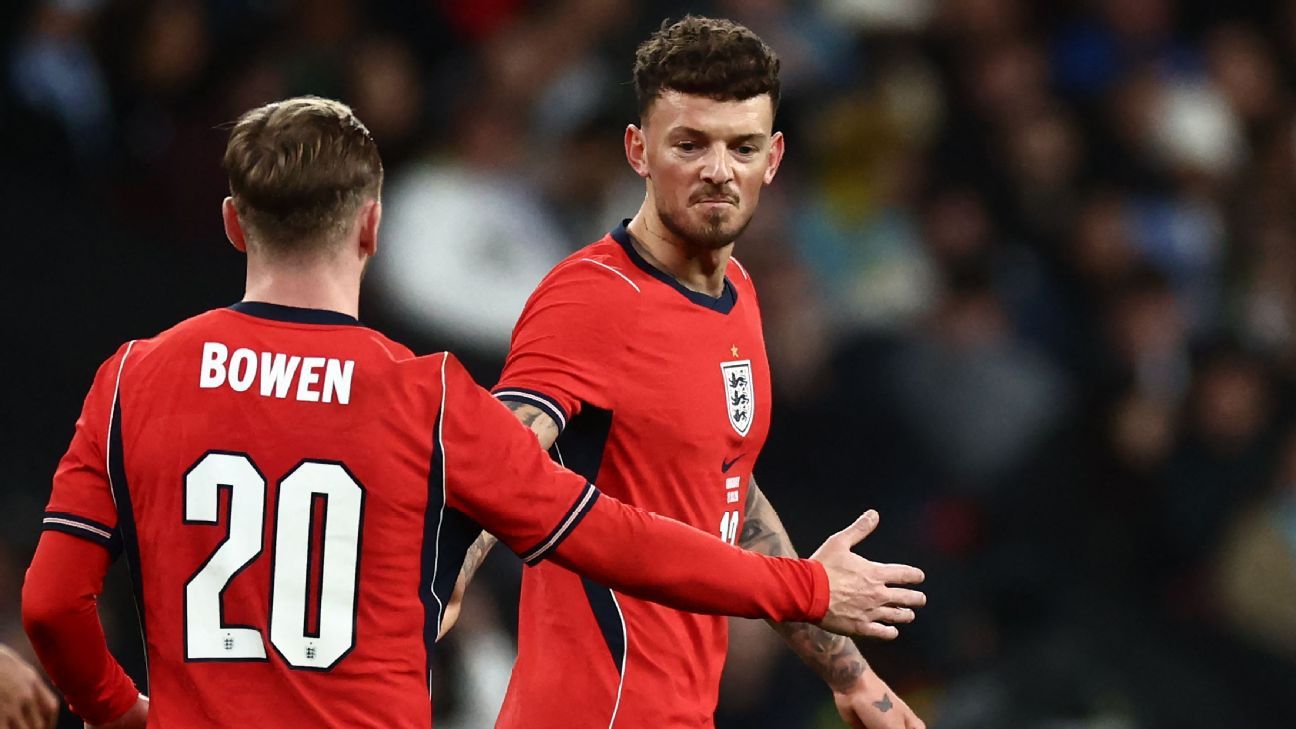 Thomas Tuchel 'disappointed' in England fans' booing Ben White