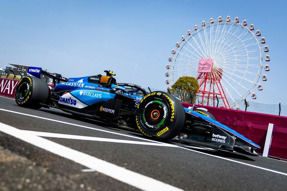 Carlos Sainz said the current power unit regulations are 