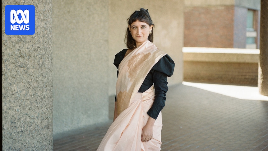 The Offbeat Sari challenges cliches made about the 'traditional' and 'uncomfortable' sari