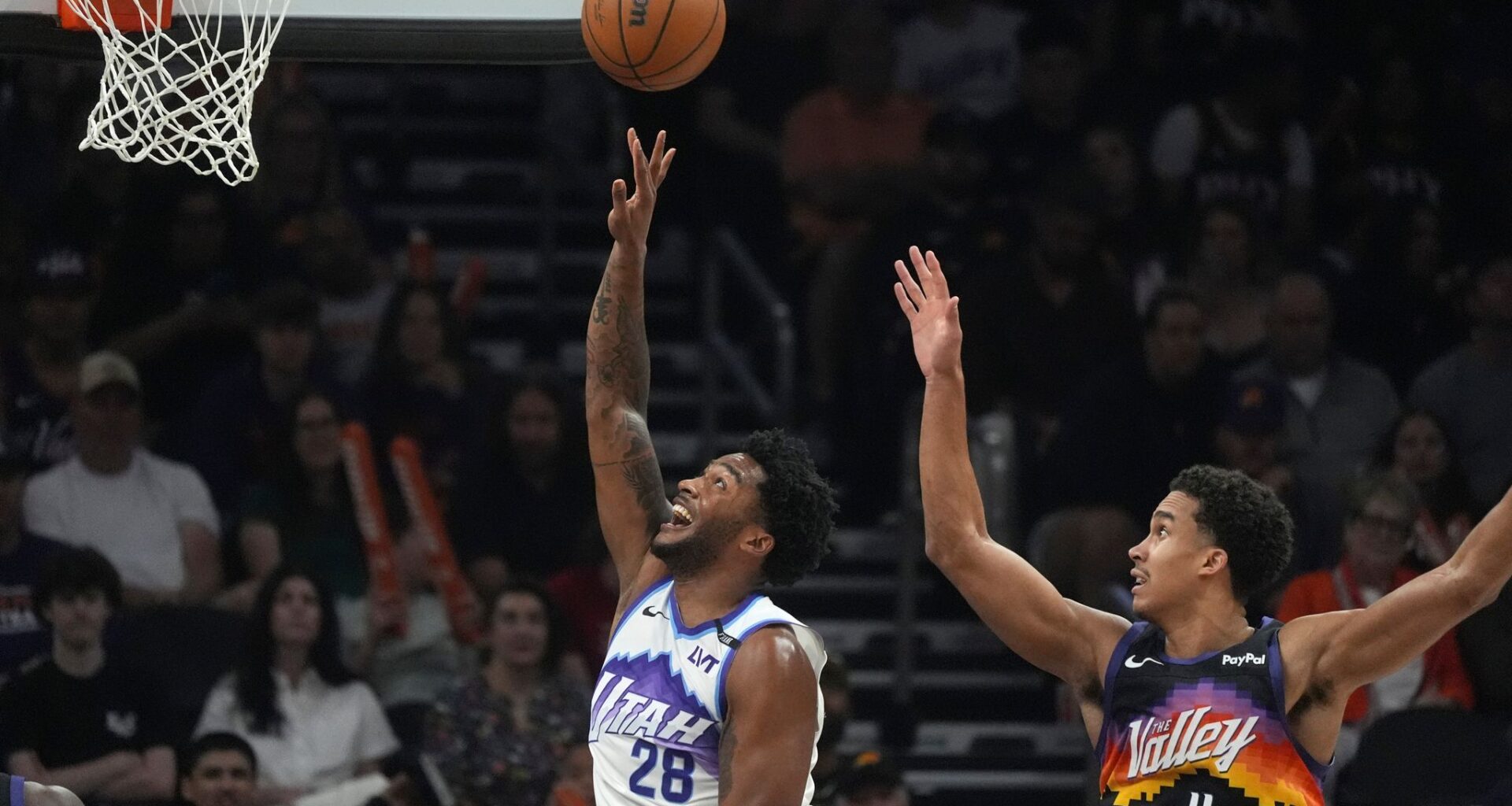 Green scores 31 points and Suns open up big lead early en route to a 134-109 rout of Jazz