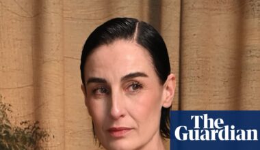 Erin O’Connor says Instagram removed her pregnancy photo for nudity breach | Erin O'Connor