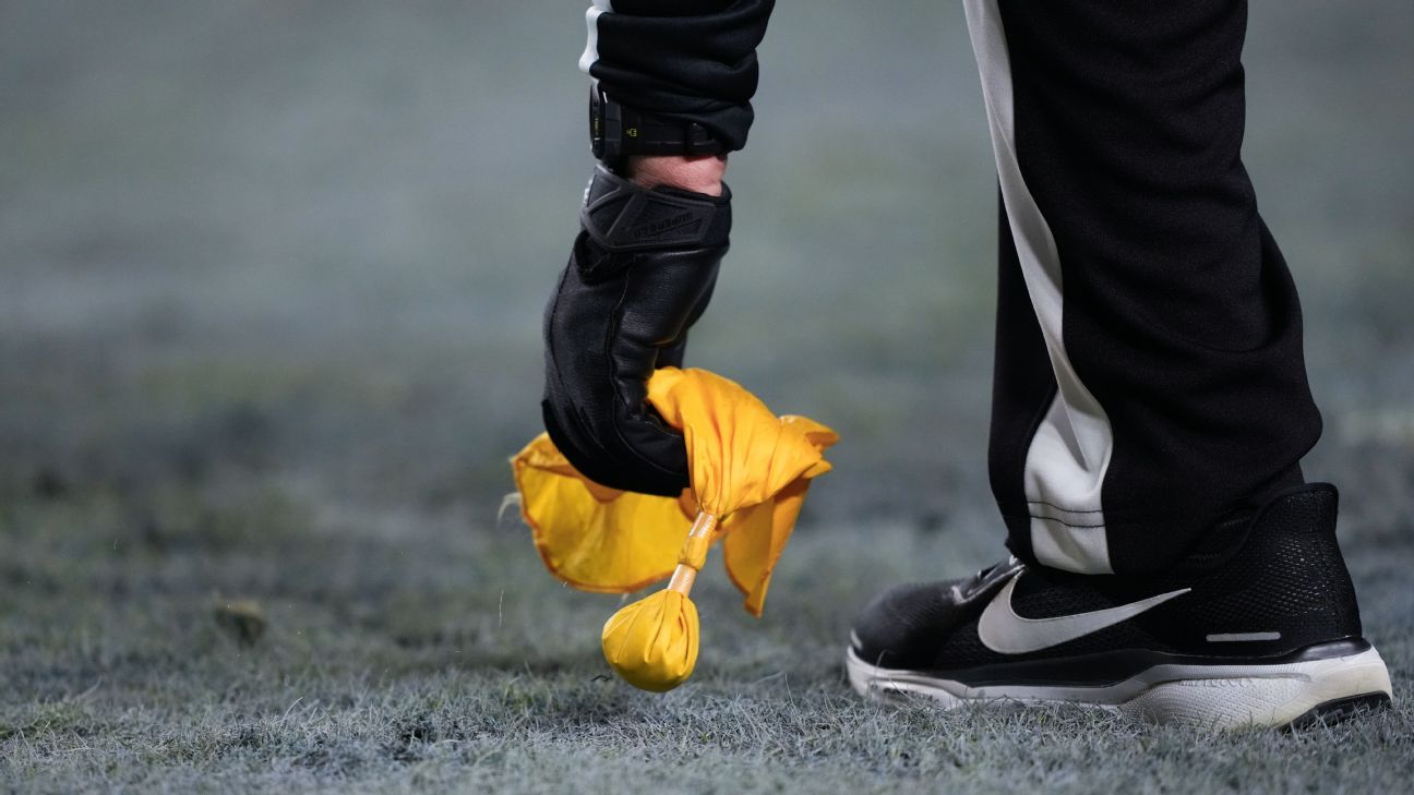 Sources: NFL, far apart with NFLRA, to begin hiring replacement refs