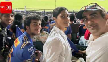Ranvir Shorey and Konkona Sen Sharma's son is all grown up; former couple REUNITE as they pose with son Haroon Shorey for rare family photo |