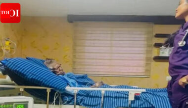 Bharathiraja Health Update: Bharathiraja’s latest photo leaves fans worried; Veteran director’s frail appearance sparks concern about his health | Tamil Movie News