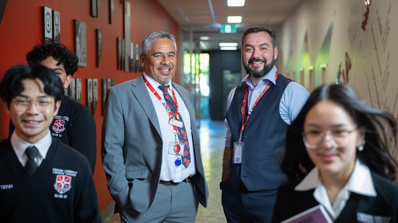 Stricter rules expand to smartwatches and headphones in all schools from 2027