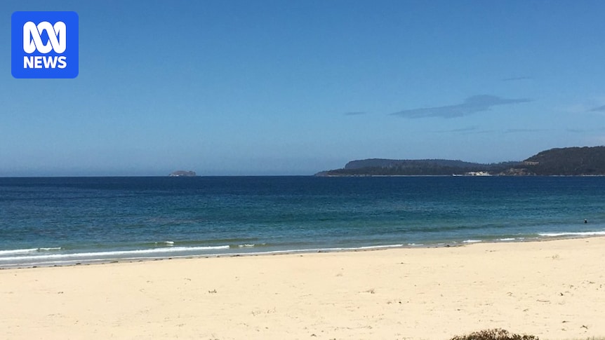 Woman dies in boating mishap near Tasmania's Marion Bay