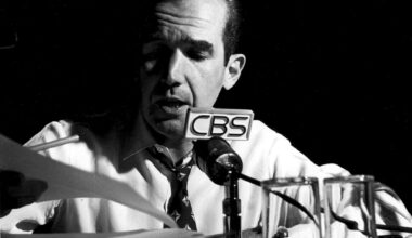 EDWARD R MURROW