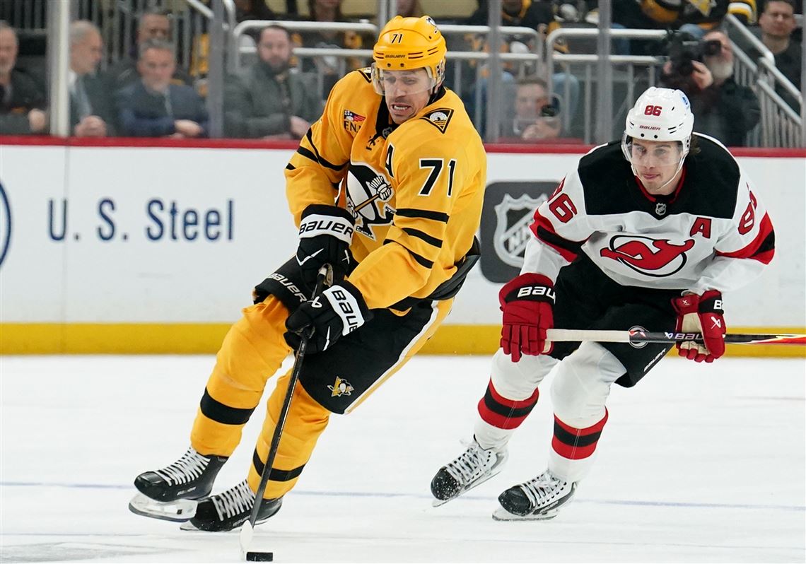 Kyle Dubas updates Evgeni Malkin contract talks, offers hints at trade deadline plans