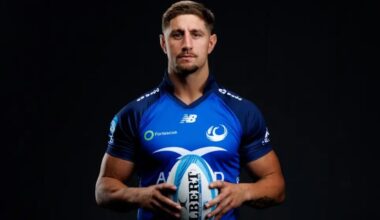 League convert Lomax unsure on Super Rugby debut