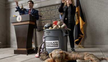 Pittsburgh cleanup effort removes 400 tons of trash ahead of NFL Draft