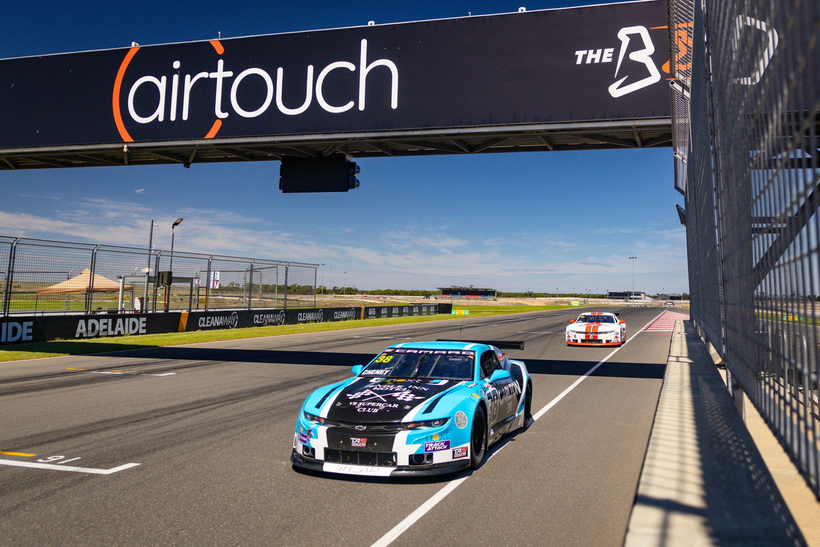 Cheney and Smith share maiden TA2 victories