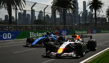 MELBOURNE, AUSTRALIA - MARCH 06: George Russell of Great Britain driving the (63) Mercedes AMG
