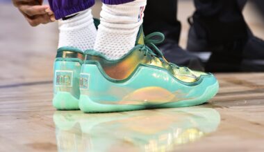 Check Out LeBron's Custom Shoes with Inscription Worn to Break Robert Parish's NBA Record