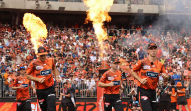 Kiwis go it alone as Big Bash privatisation call looms