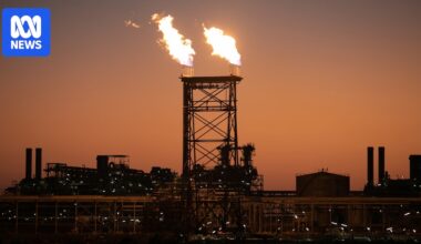 Australia's biodiversity report card leaves out fossil fuel support