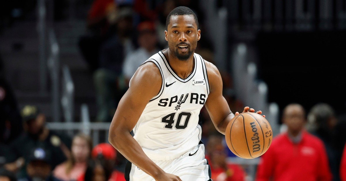 Harrison Barnes misses first game since 2021 after waking up from a nap with an injury