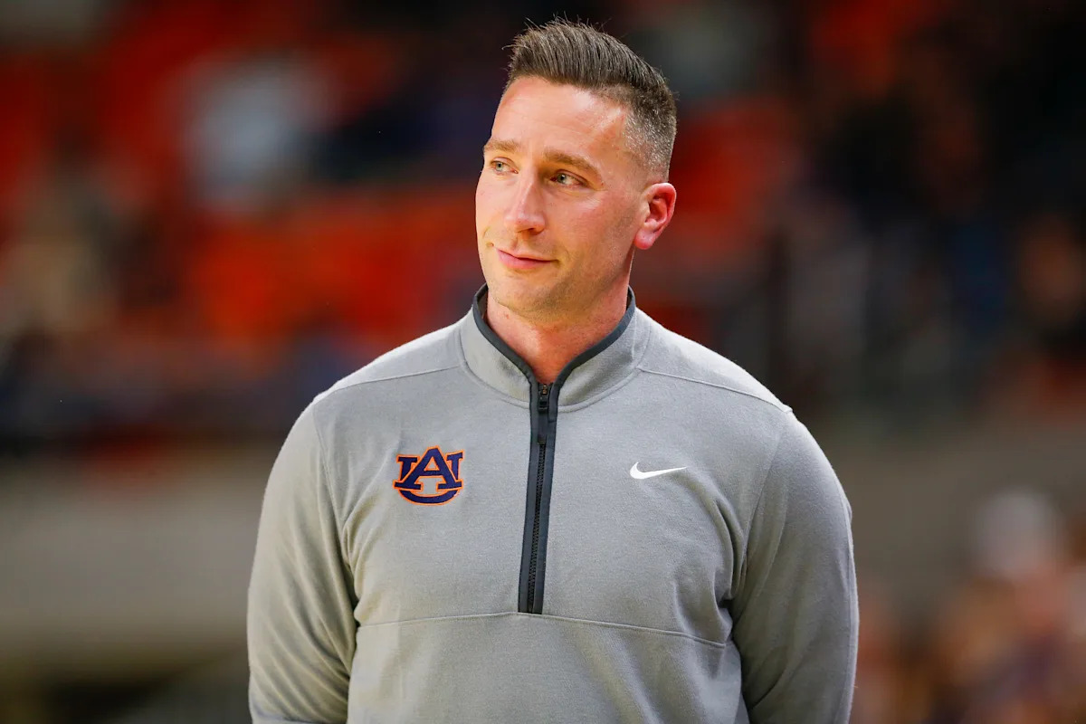 March Madness 2026: Winners and losers from bracket reveal include Auburn, Duke, Miami (Ohio) men, UCLA, South Carolina women