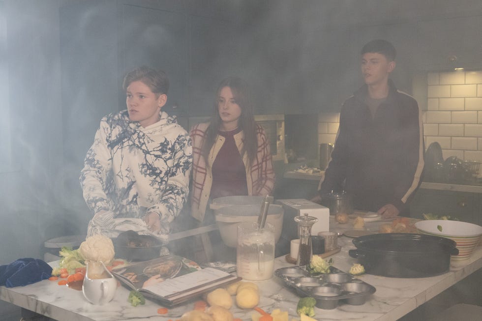 embargo 31032026 ro, dee dee and ant hutchinson in hollyoaks