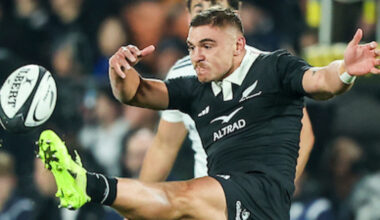 All Blacks halfback sticking with NZ rugby